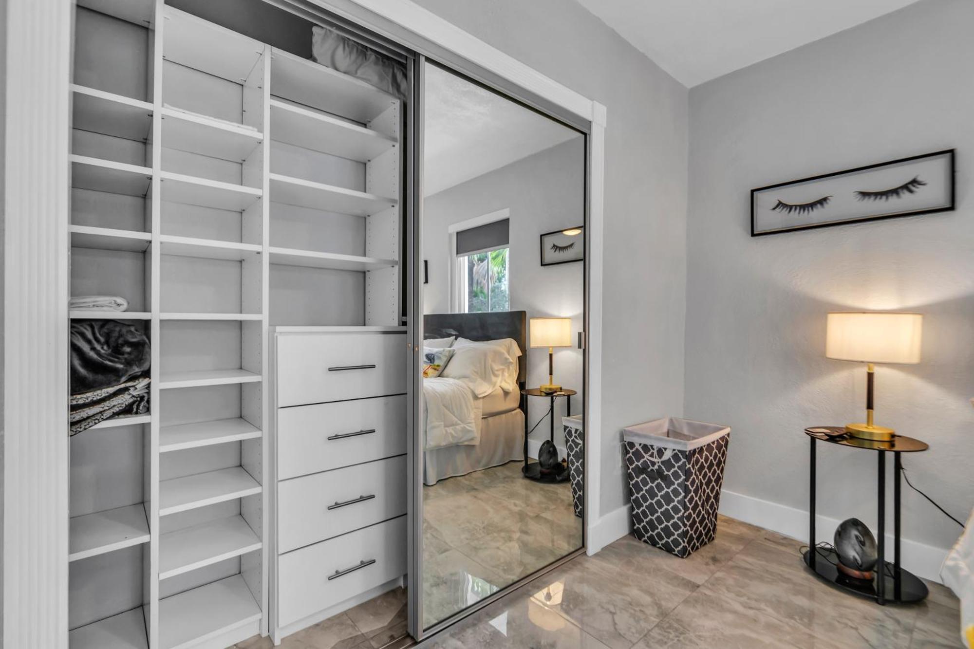 Little Gables Studio-Your Miami Escape-10Min Airport Exterior photo